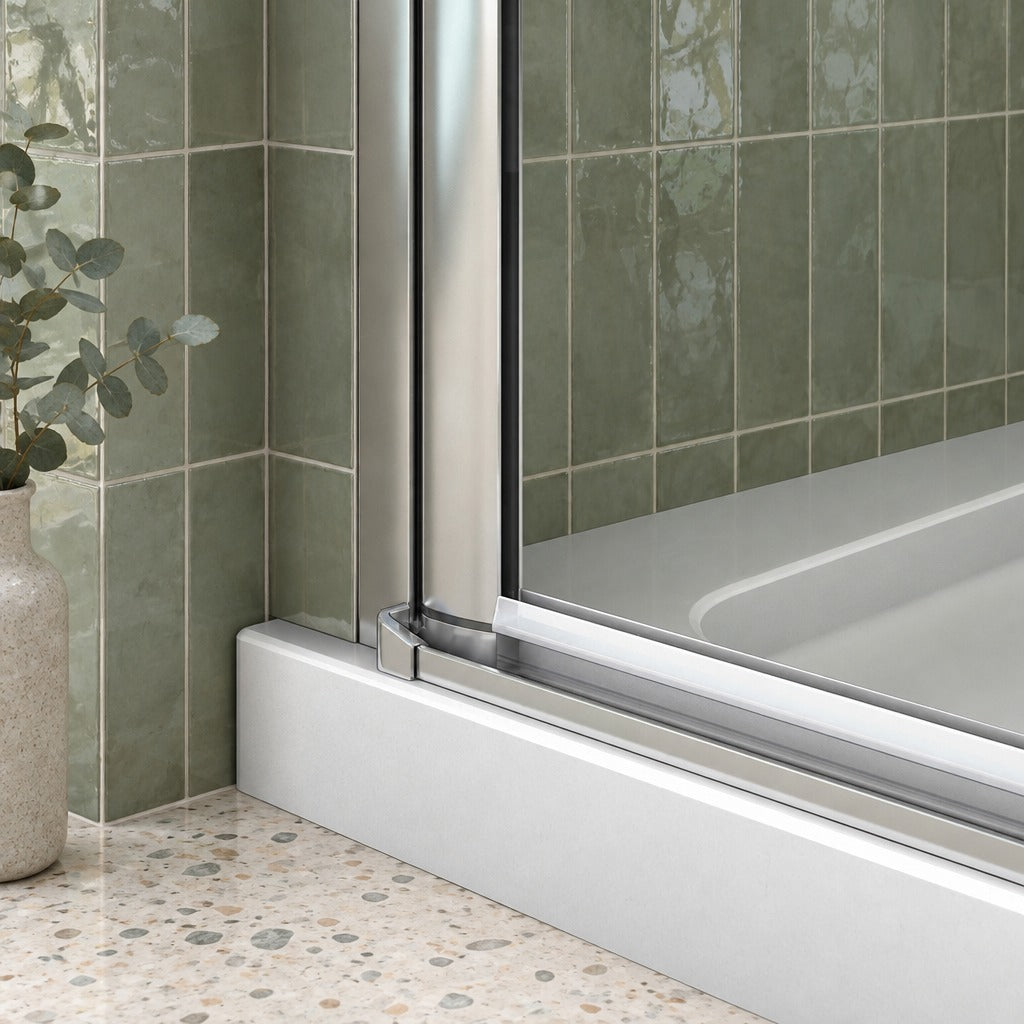 Porte de douche pivotante pour niche – en situation dans une salle de bain
