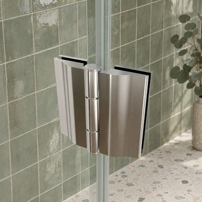 Cabine de douche pliante accès d'angle – en situation dans une salle de bain