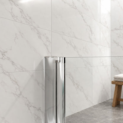 Porte de douche pliante – en situation dans une salle de bain