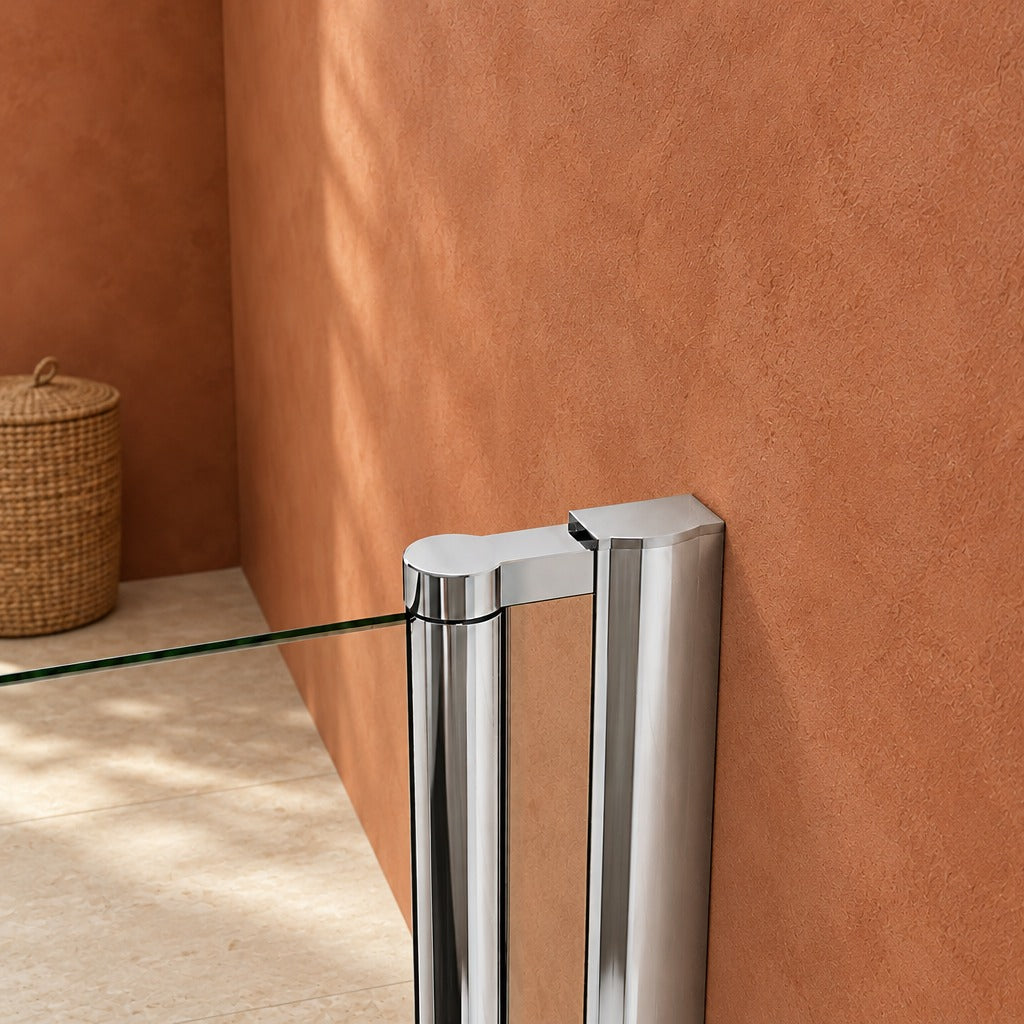 Porte de douche pivotante pour niche – en situation dans une salle de bain