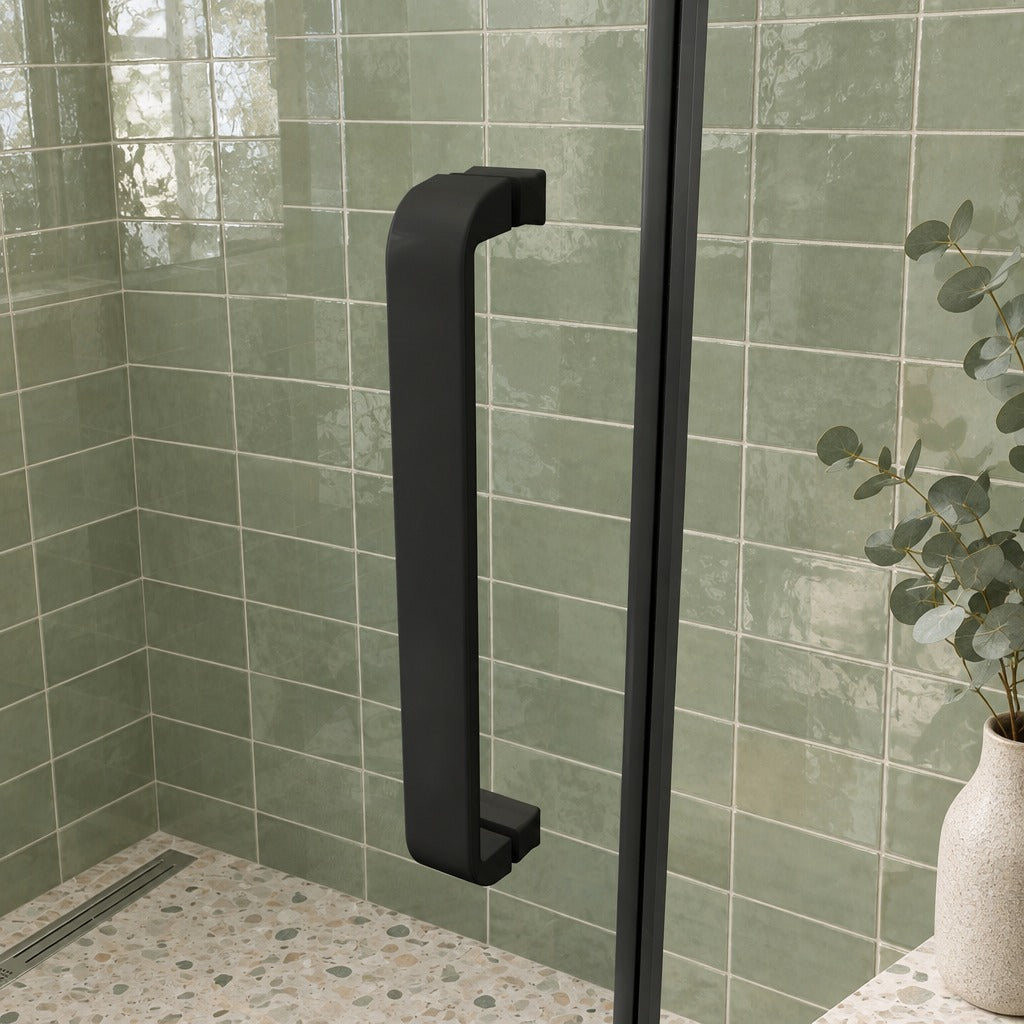 Porte de douche pivotante pour niche – en situation dans une salle de bain
