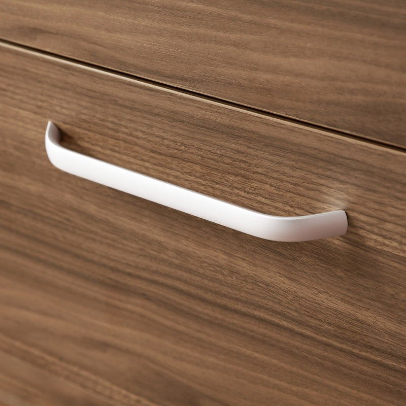 Meuble sous-vasque suspendu 58 cm avec vasque en céramique – dans une salle de bain