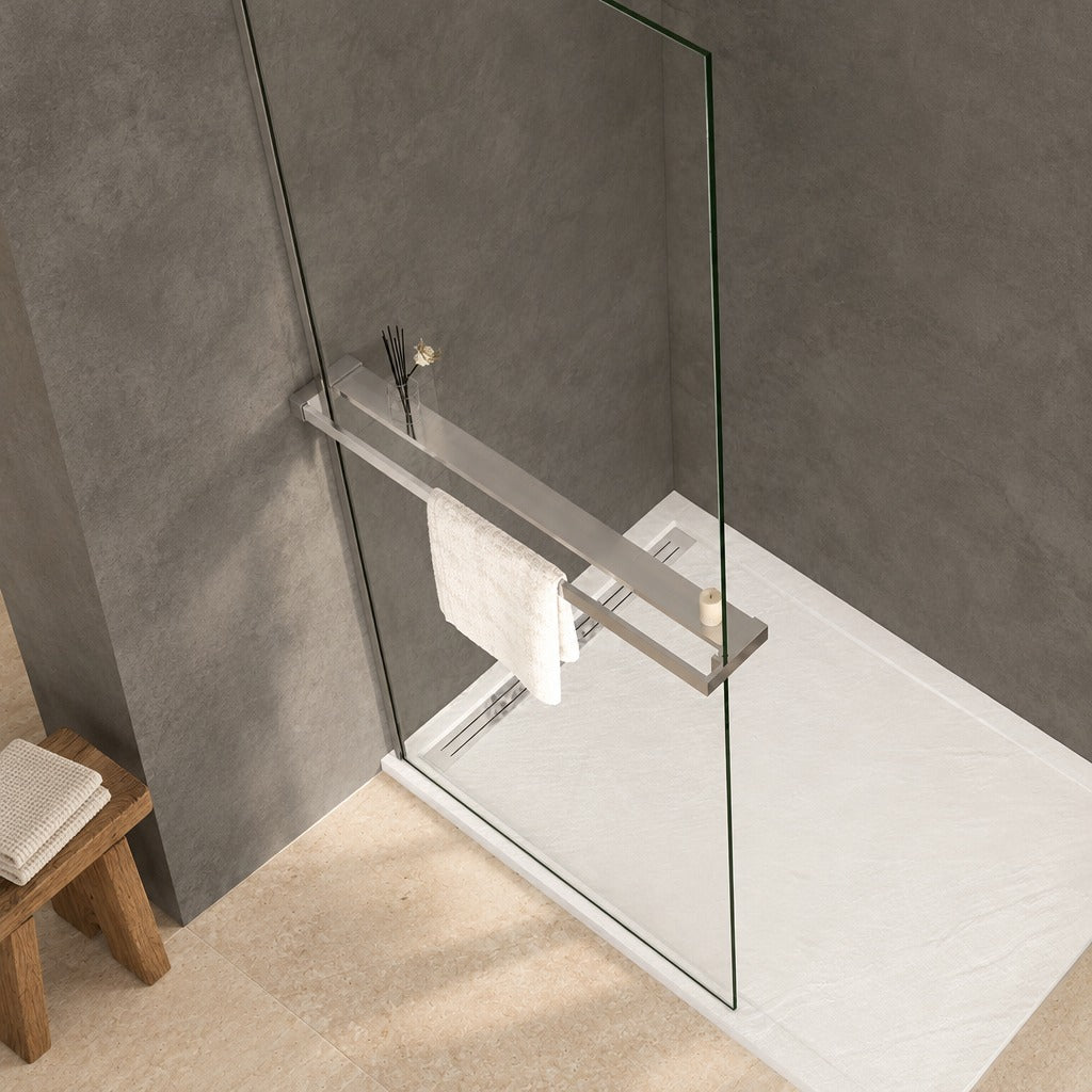 Étagère de douche avec porte-serviettes 2 en 1 pour paroi à – en situation dans une salle de bain
